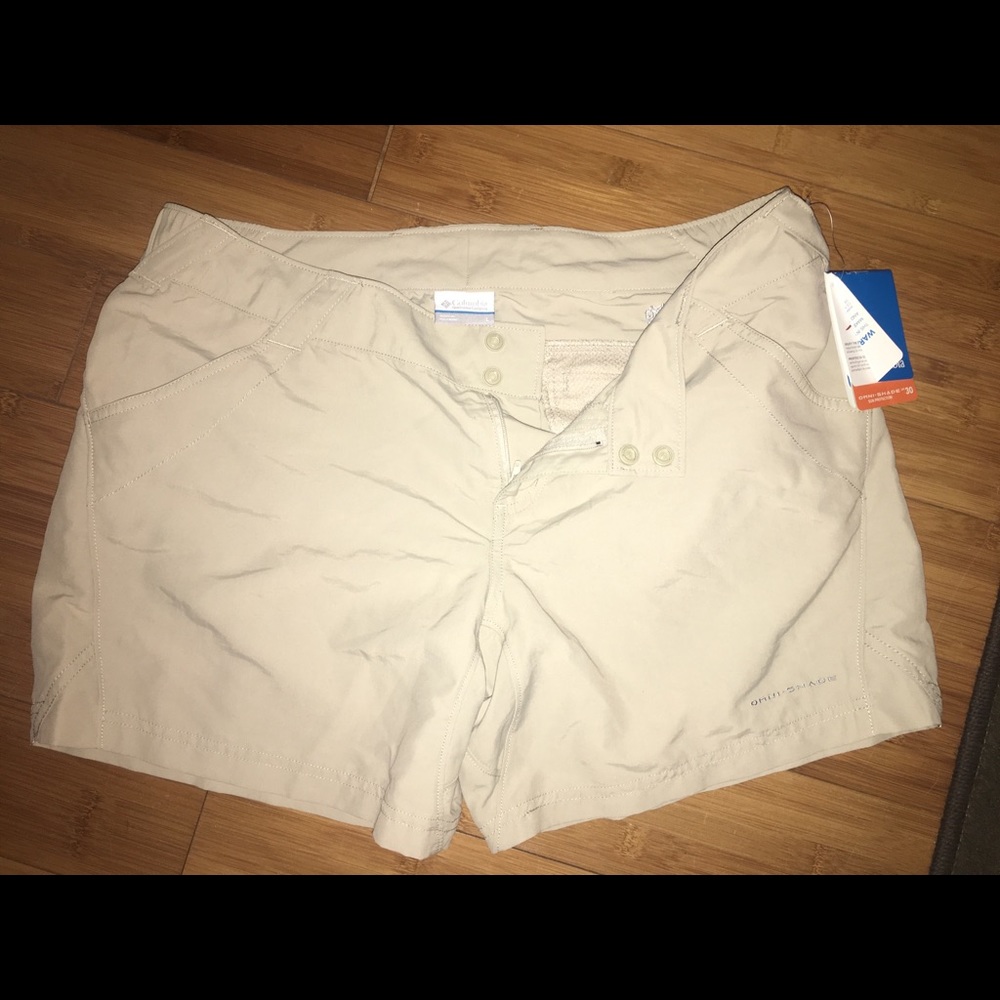 Women’s Columbia shorts